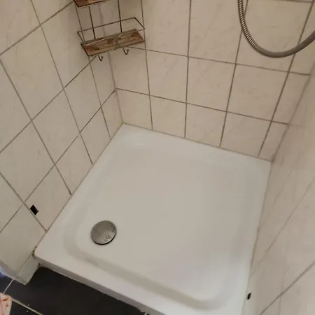 Апартаменты Studio Apartment Бад-Верисхофен
